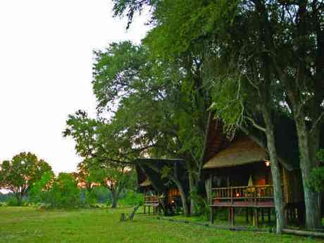 Khwai River Lodge
